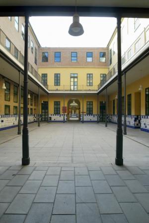 Patios del Centre Cultural La Beneficencia Patios del Centre Cultural La Beneficencia